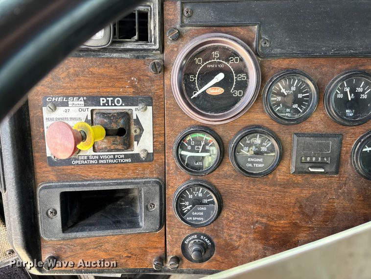 image for item FB3011 1999 Peterbilt 378 semi truck