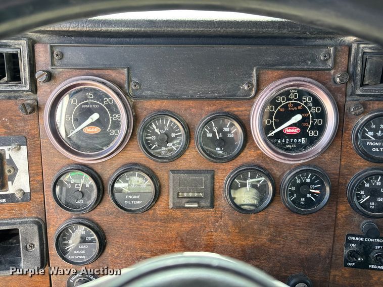 image for item FB3011 1999 Peterbilt 378 semi truck