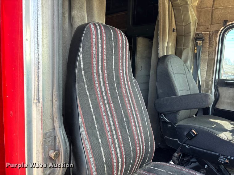 image for item FB3011 1999 Peterbilt 378 semi truck