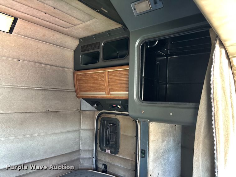 image for item FB3011 1999 Peterbilt 378 semi truck