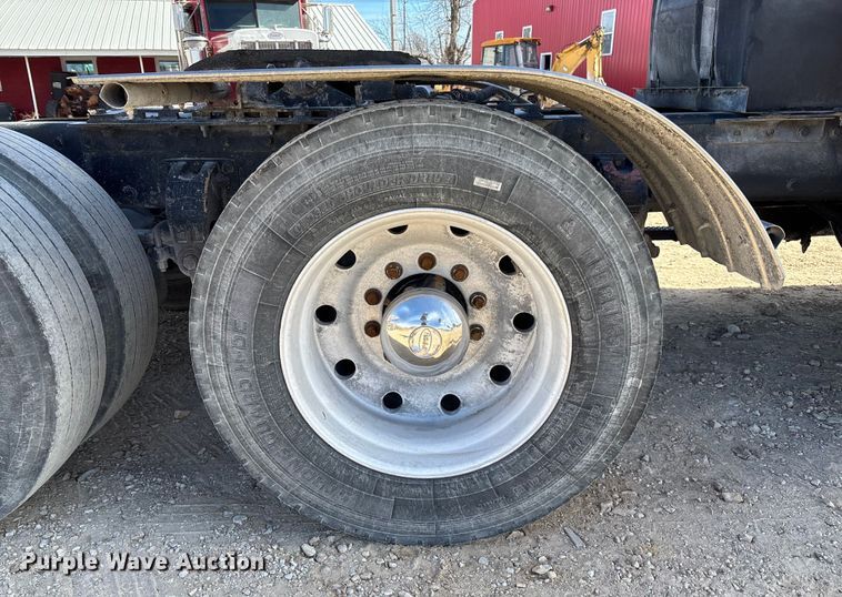 image for item FB3011 1999 Peterbilt 378 semi truck