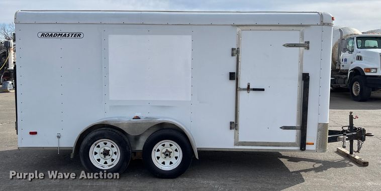 image for item FB3029 2004 Doolittle enclosed cargo trailer