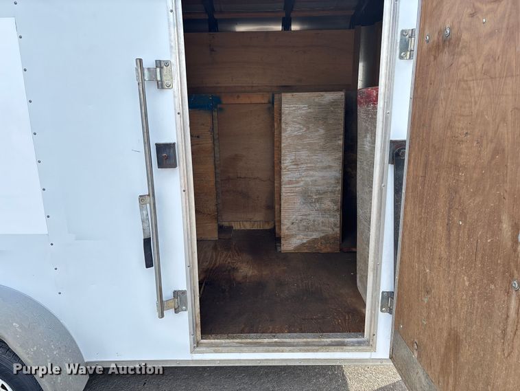 image for item FB3029 2004 Doolittle enclosed cargo trailer