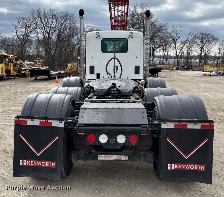 image for item FB3083 2021 Kenworth T880 semi truck