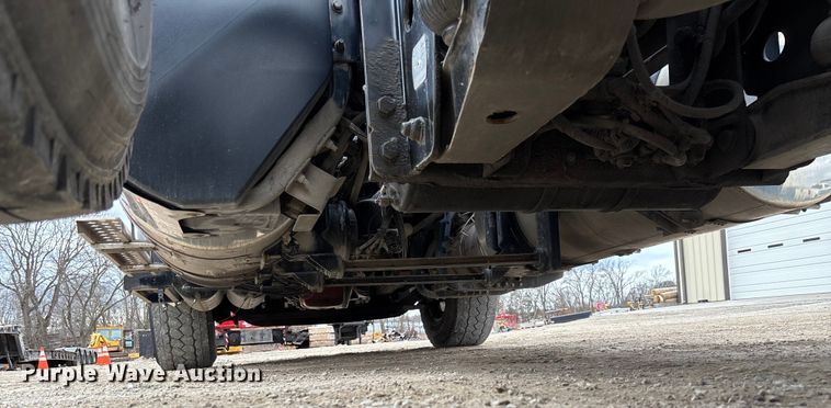 image for item FB3083 2021 Kenworth T880 semi truck