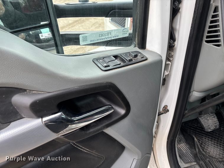 image for item FB3083 2021 Kenworth T880 semi truck