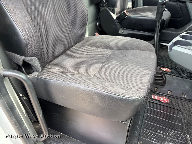 image for item FB3083 2021 Kenworth T880 semi truck