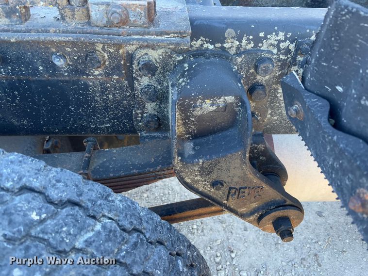 image for item FB3106 1995 Ford L9000 semi truck