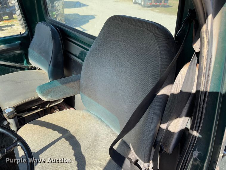 image for item FB3106 1995 Ford L9000 semi truck