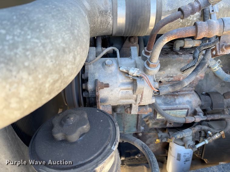 image for item FB3106 1995 Ford L9000 semi truck