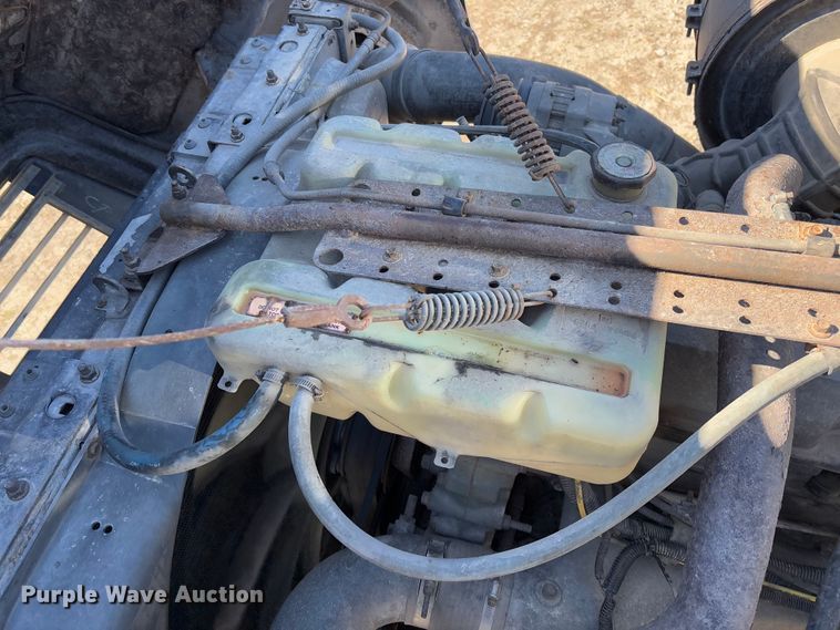 image for item FB3106 1995 Ford L9000 semi truck