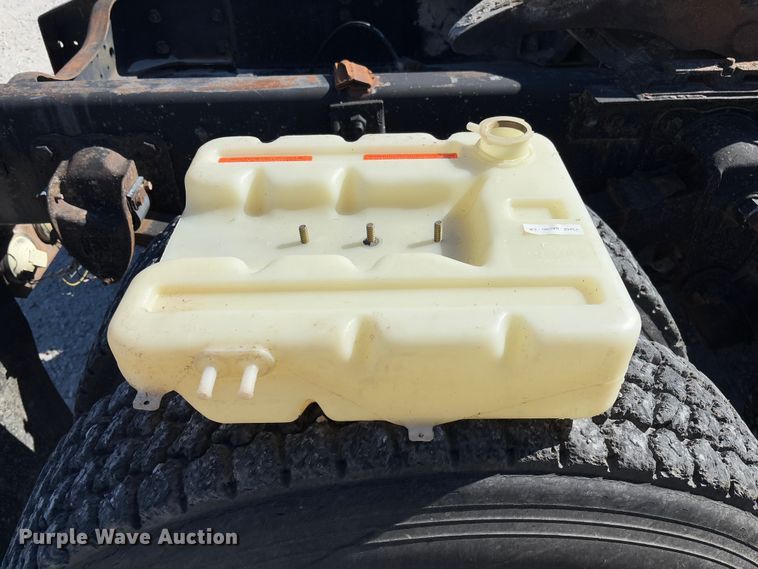 image for item FB3106 1995 Ford L9000 semi truck