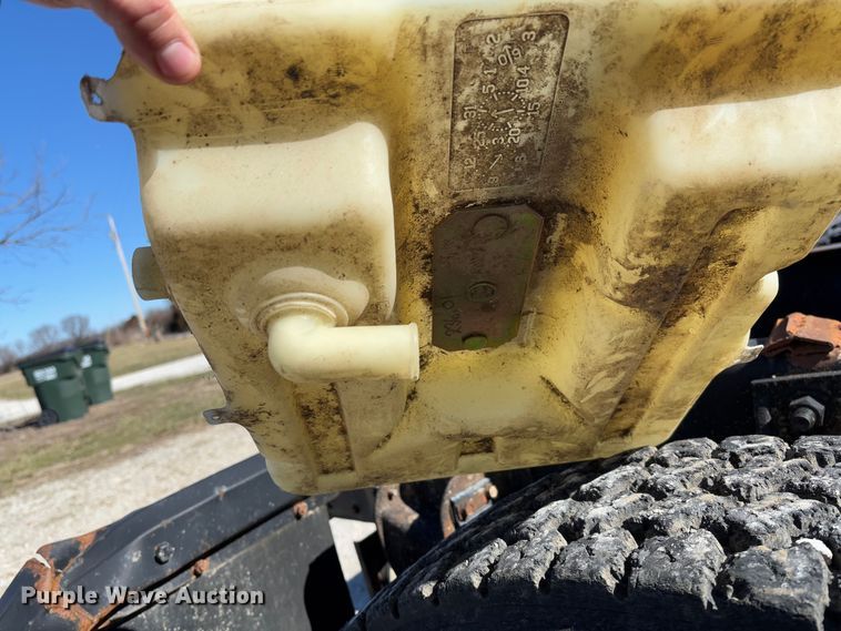 image for item FB3106 1995 Ford L9000 semi truck