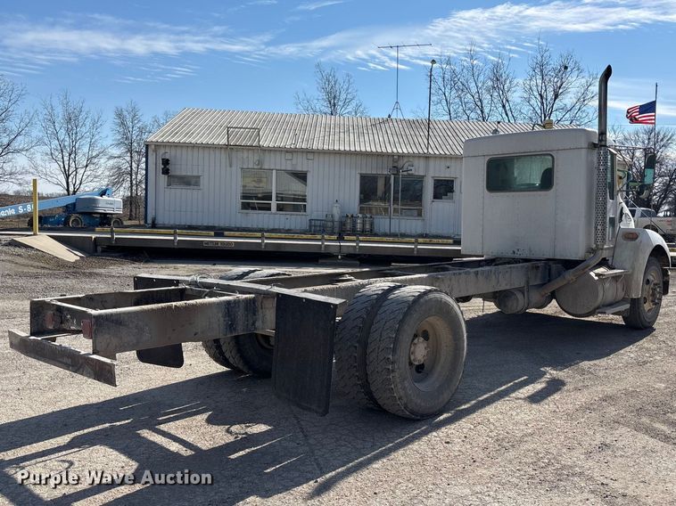 image for item FB3508 2001 Kenworth T300 truck cab and chassis