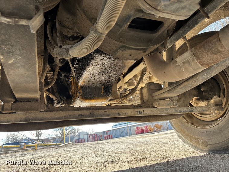 image for item FB3508 2001 Kenworth T300 truck cab and chassis