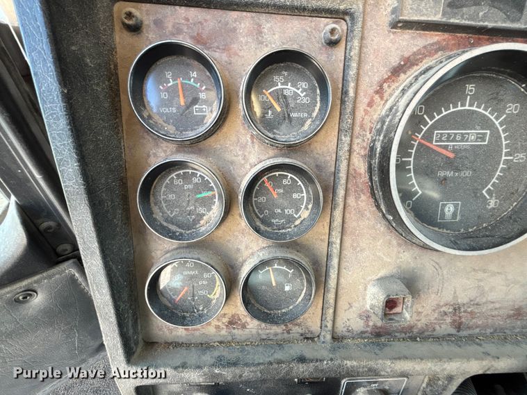 image for item FB3508 2001 Kenworth T300 truck cab and chassis