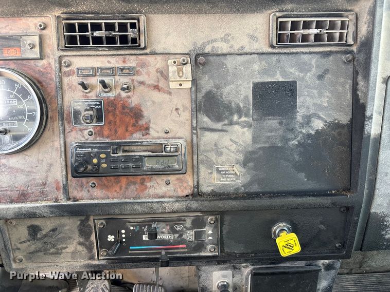 image for item FB3508 2001 Kenworth T300 truck cab and chassis