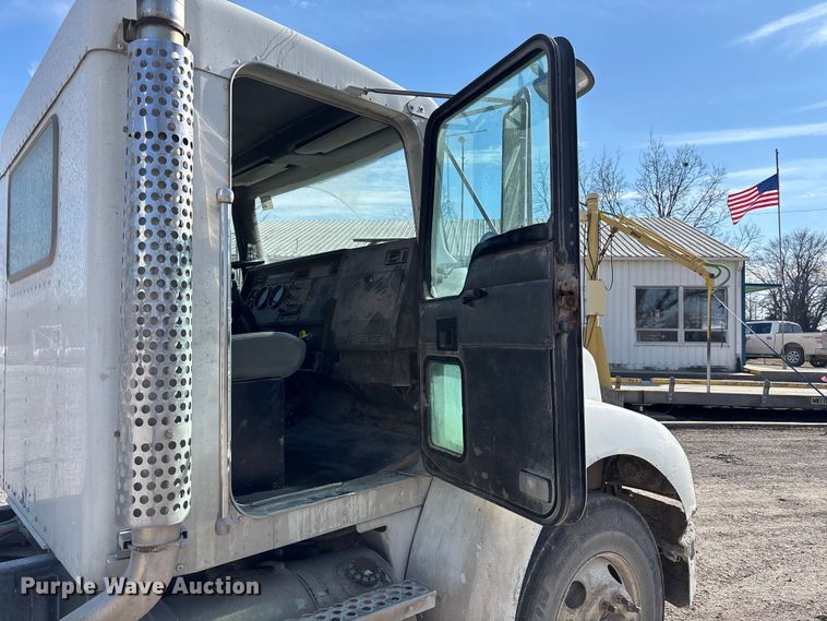 image for item FB3508 2001 Kenworth T300 truck cab and chassis