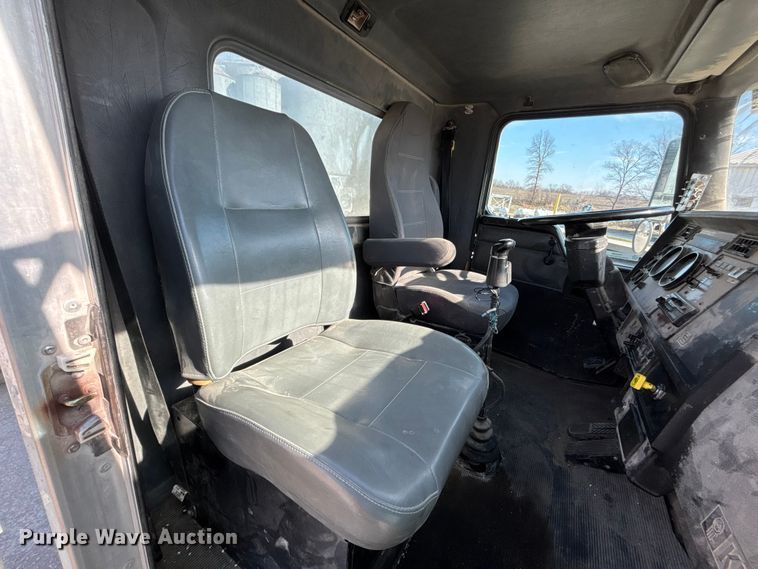 image for item FB3508 2001 Kenworth T300 truck cab and chassis