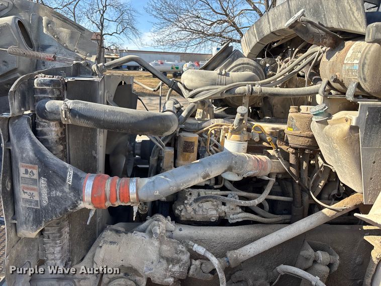 image for item FB3508 2001 Kenworth T300 truck cab and chassis