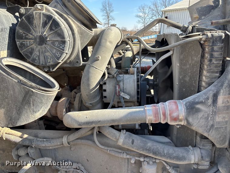 image for item FB3508 2001 Kenworth T300 truck cab and chassis