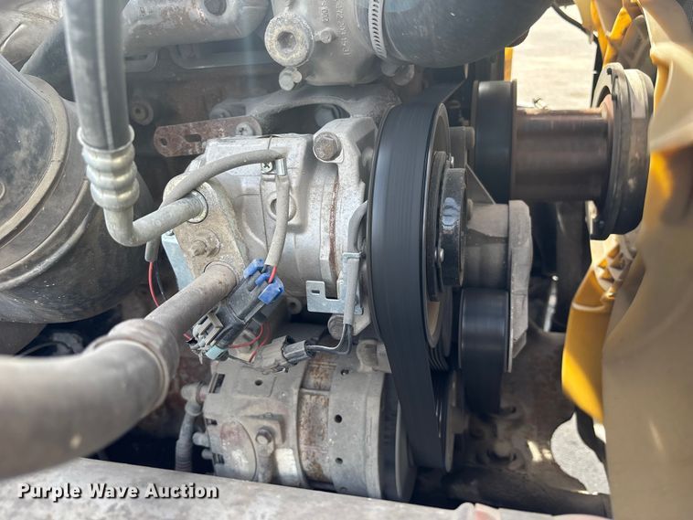 image for item FB3509 2017 Freightliner Cascadia semi truck