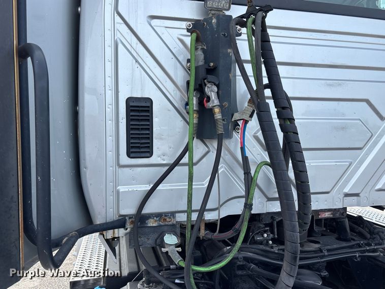 image for item FB3517 2017 International Pro Star Plus semi truck