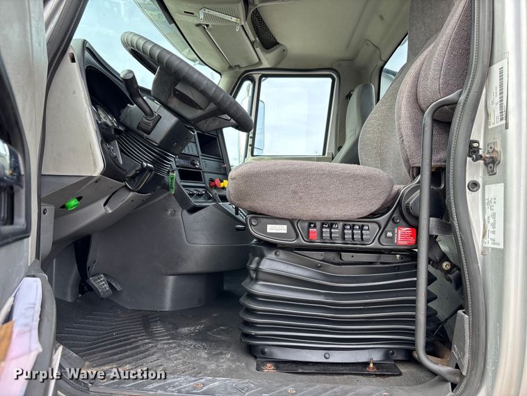 image for item FB3517 2017 International Pro Star Plus semi truck