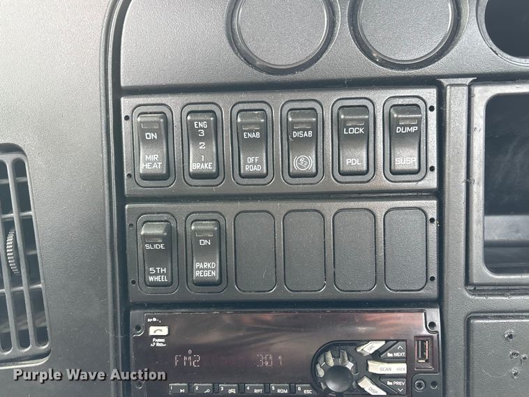 image for item FB3517 2017 International Pro Star Plus semi truck