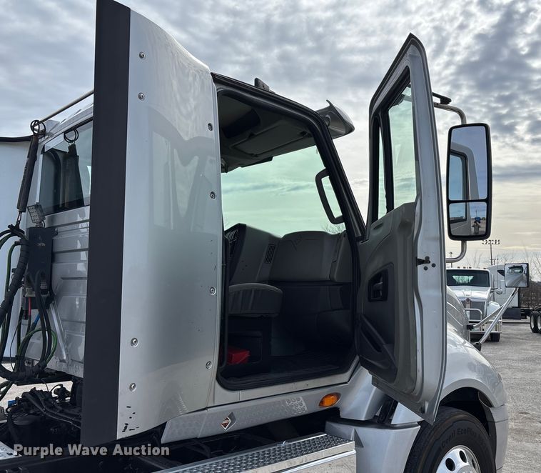 image for item FB3517 2017 International Pro Star Plus semi truck