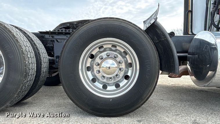 image for item FB3517 2017 International Pro Star Plus semi truck