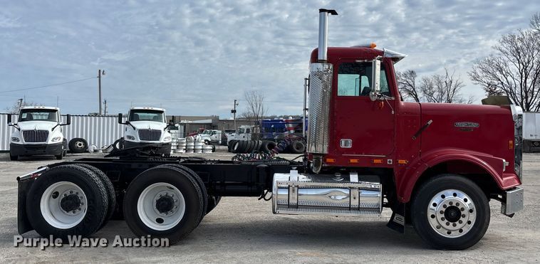 image for item FB3518 1987 Freightliner FLC semi truck
