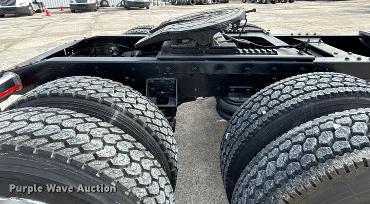 image for item FB3518 1987 Freightliner FLC semi truck