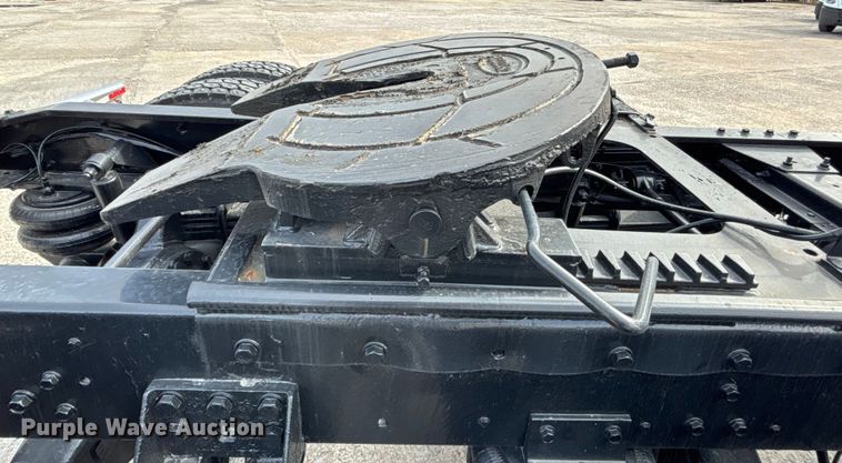 image for item FB3518 1987 Freightliner FLC semi truck