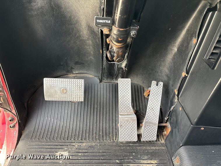 image for item FB3518 1987 Freightliner FLC semi truck