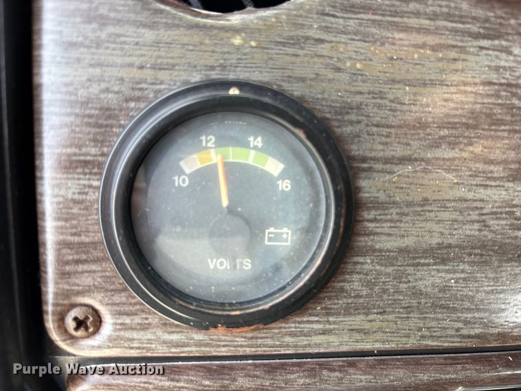 image for item FB3518 1987 Freightliner FLC semi truck