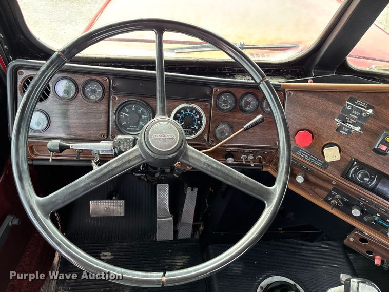 image for item FB3518 1987 Freightliner FLC semi truck