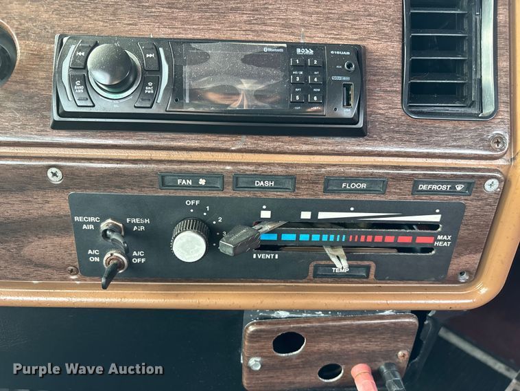 image for item FB3518 1987 Freightliner FLC semi truck