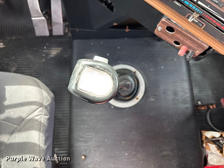 image for item FB3518 1987 Freightliner FLC semi truck