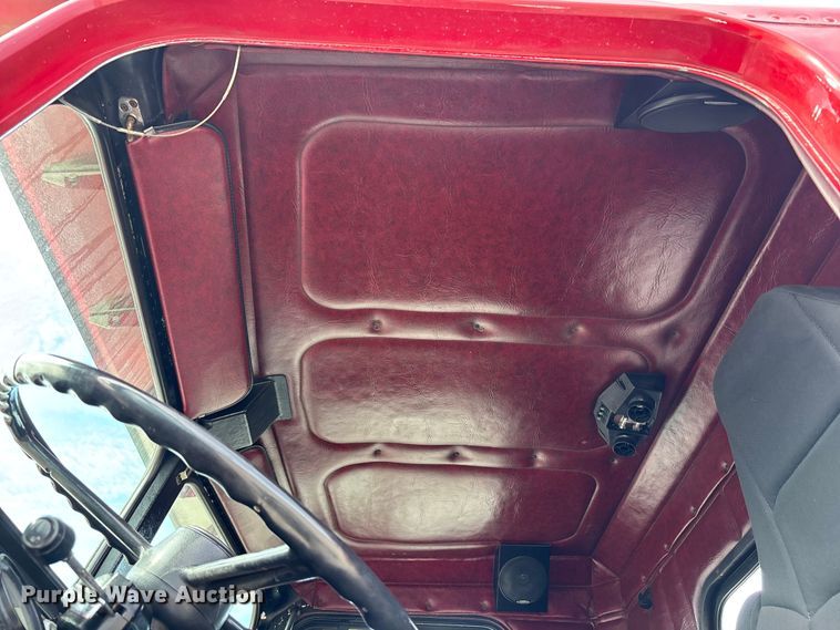 image for item FB3518 1987 Freightliner FLC semi truck