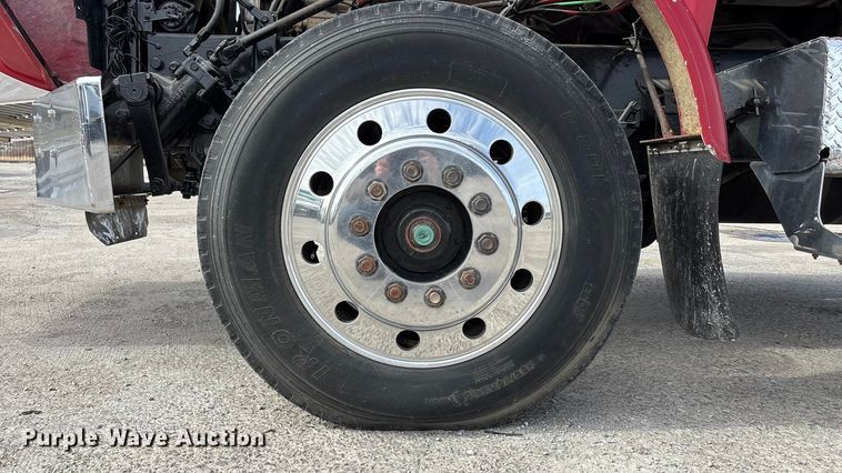 image for item FB3518 1987 Freightliner FLC semi truck