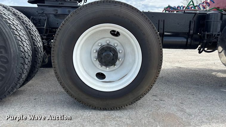 image for item FB3518 1987 Freightliner FLC semi truck