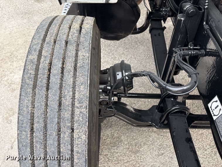 image for item FB3519 2021 Kenworth T880 semi truck