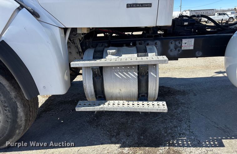 image for item FC1607 2005 Sterling Truck L8500 ready mix truck