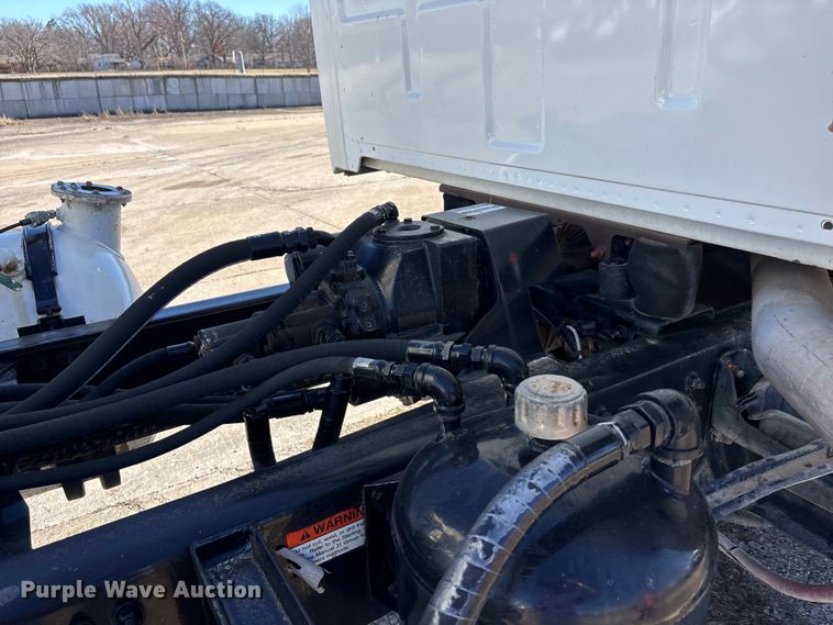 image for item FC1607 2005 Sterling Truck L8500 ready mix truck