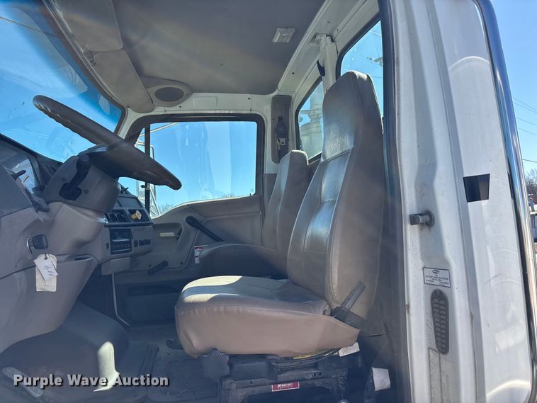 image for item FC1607 2005 Sterling Truck L8500 ready mix truck