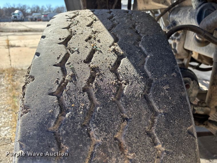 image for item FC1607 2005 Sterling Truck L8500 ready mix truck