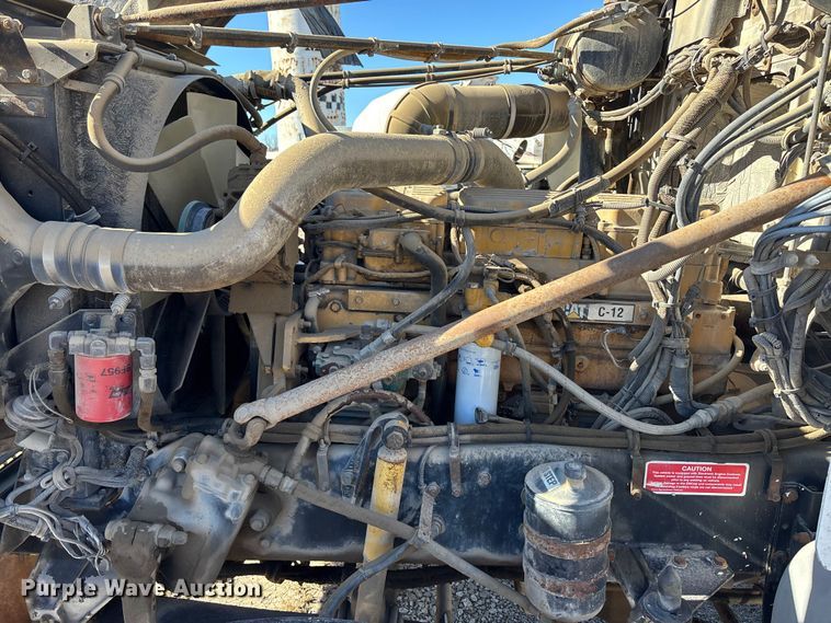 image for item FC1609 2001 Western Star 4900 semi truck