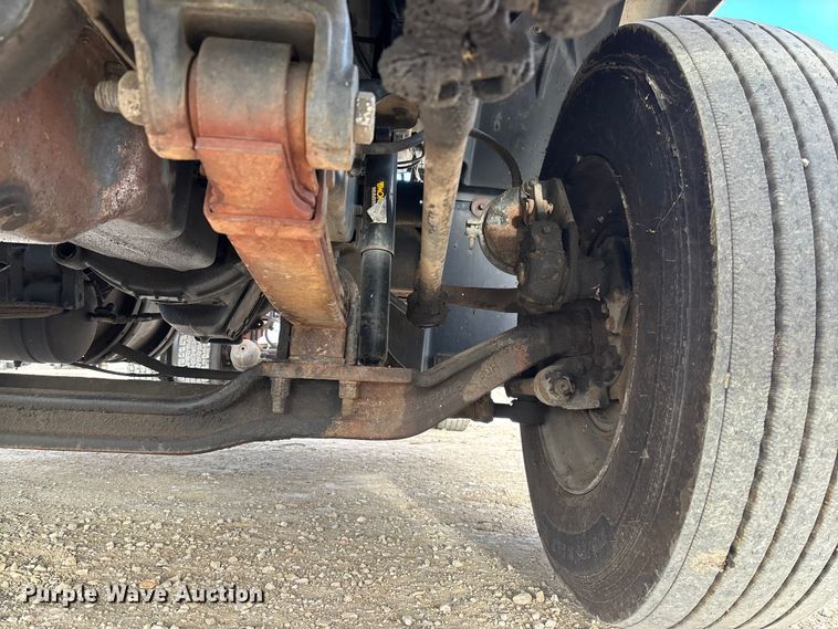 image for item FC1624 1997 Mack CH612 semi truck