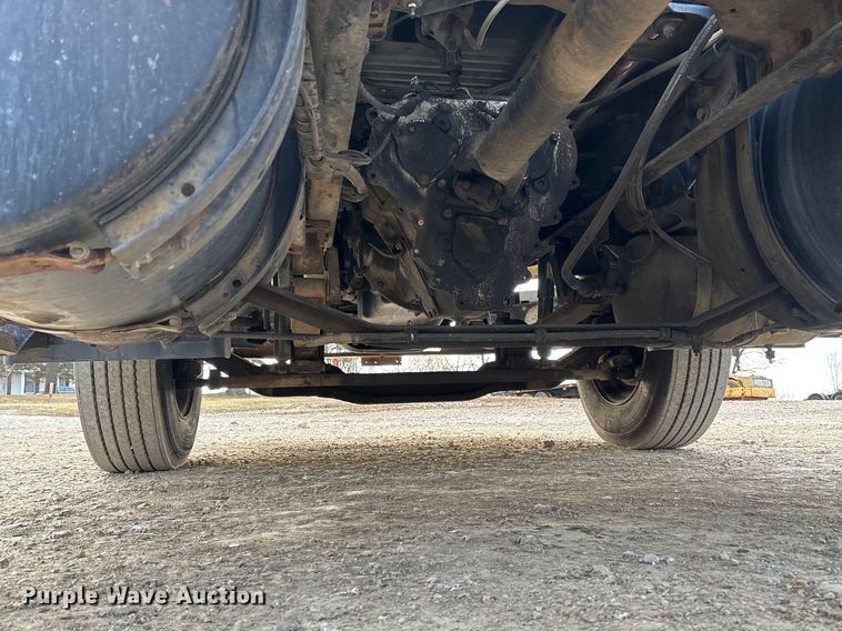 image for item FC1624 1997 Mack CH612 semi truck